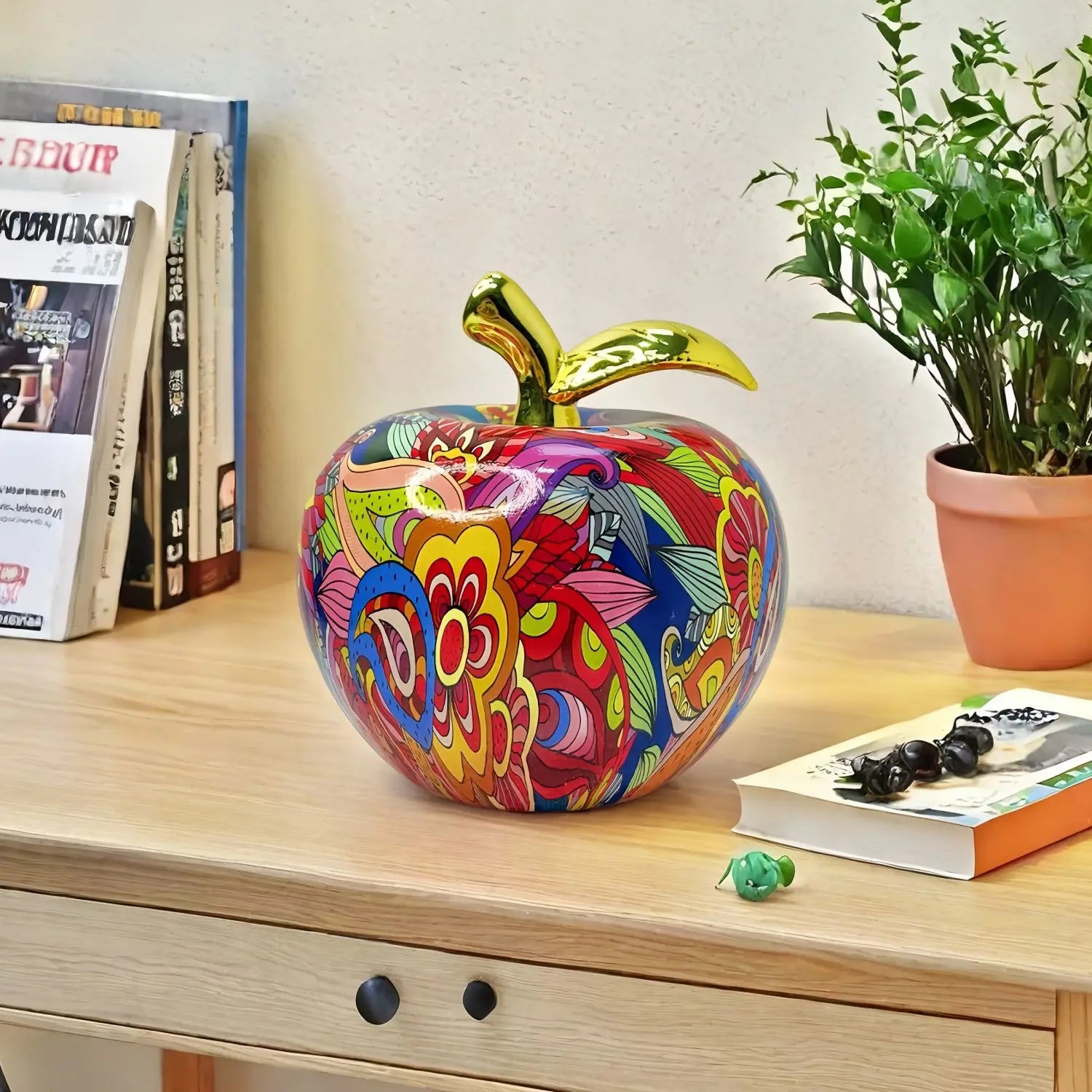 Norév European Painting Graffiti Apple Art Sculpture Fruit